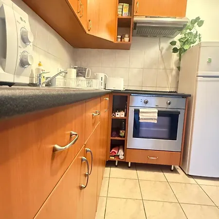 H1 * Budapešť