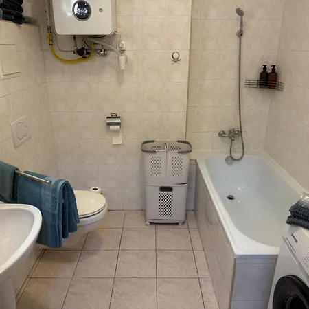 Apartment H1